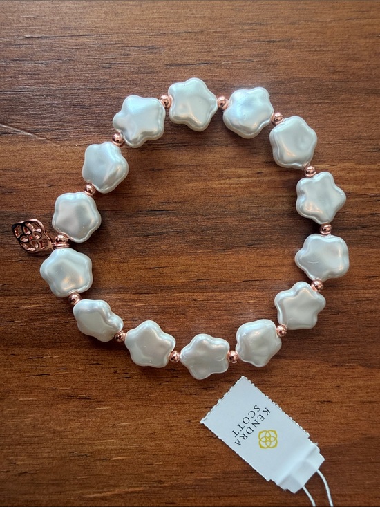 Kendra Scott Jewelry - Kendra Scott Pearl Flower Stretch Bracelet with Rose Gold Accents